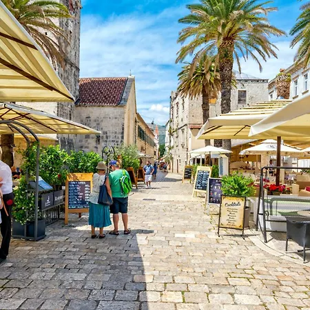 In Okrug Gornji 33036 Apartamento Trogir